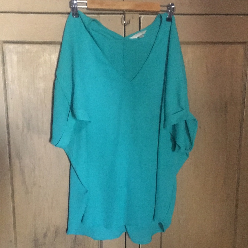 Flowy Green Top